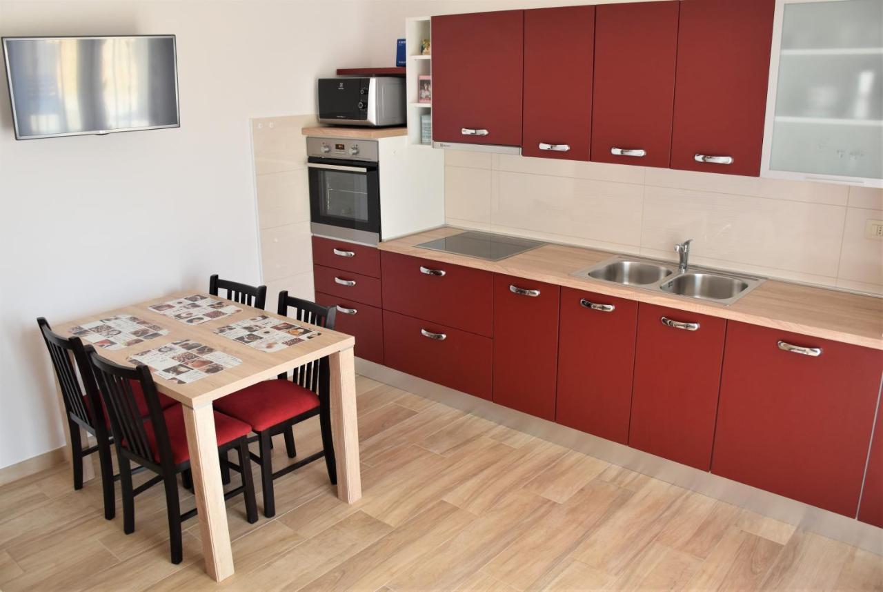 Apartmani Diana Novigrad Istria 外观 照片