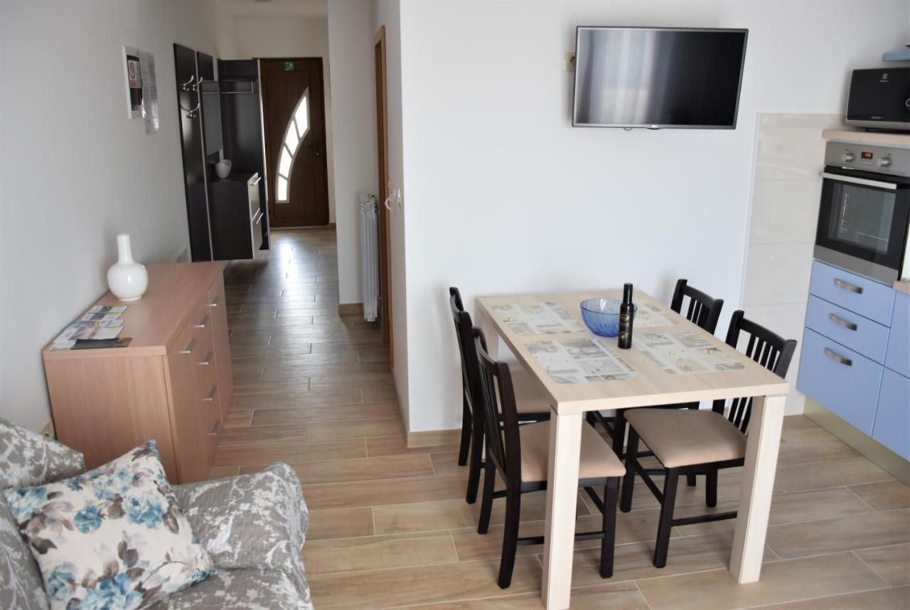 Apartmani Diana Novigrad Istria 外观 照片